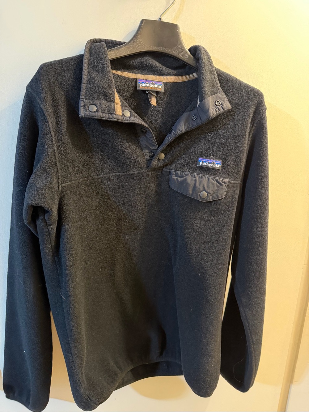 Patagonia womens Black Synchilla Snap-T Fleece Pullover